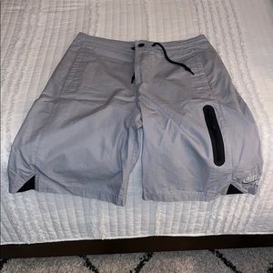 Nike men’s shorts with zipper